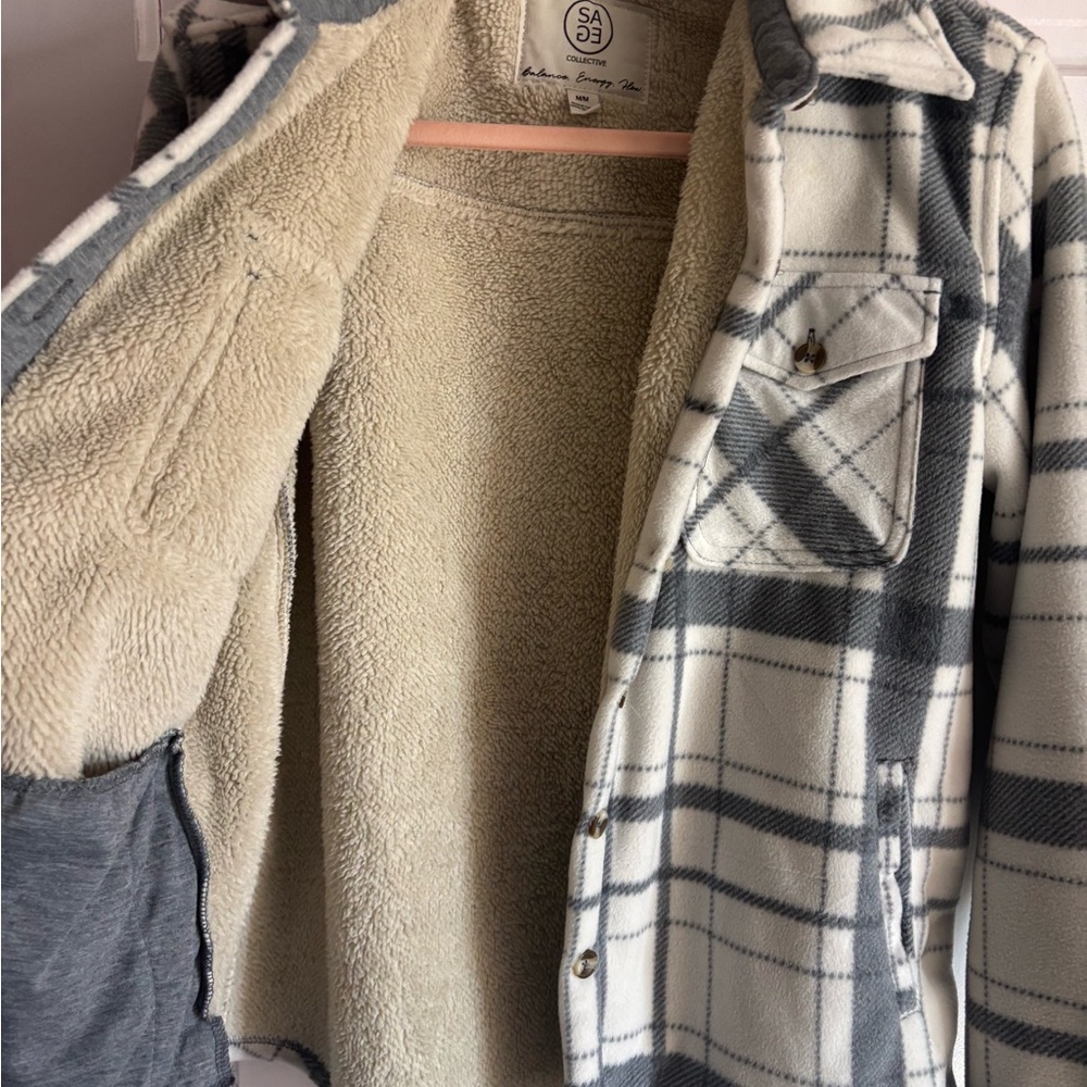 Gray Cream Plaid Shacket Size Medium | Cascade Collective Cozy Jacket - Picture 3 of 8